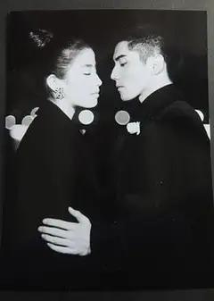 圣夜拥抱