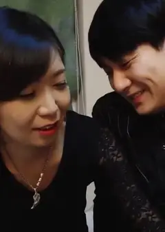 偷拍、异色与忘却的诱惑